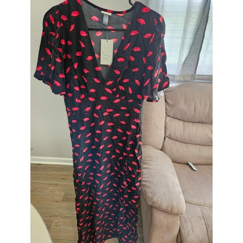 A New Day Womens Black Red Lip Print V-Neck Maxi Dress Flutter Sleeve‎ Size 8
